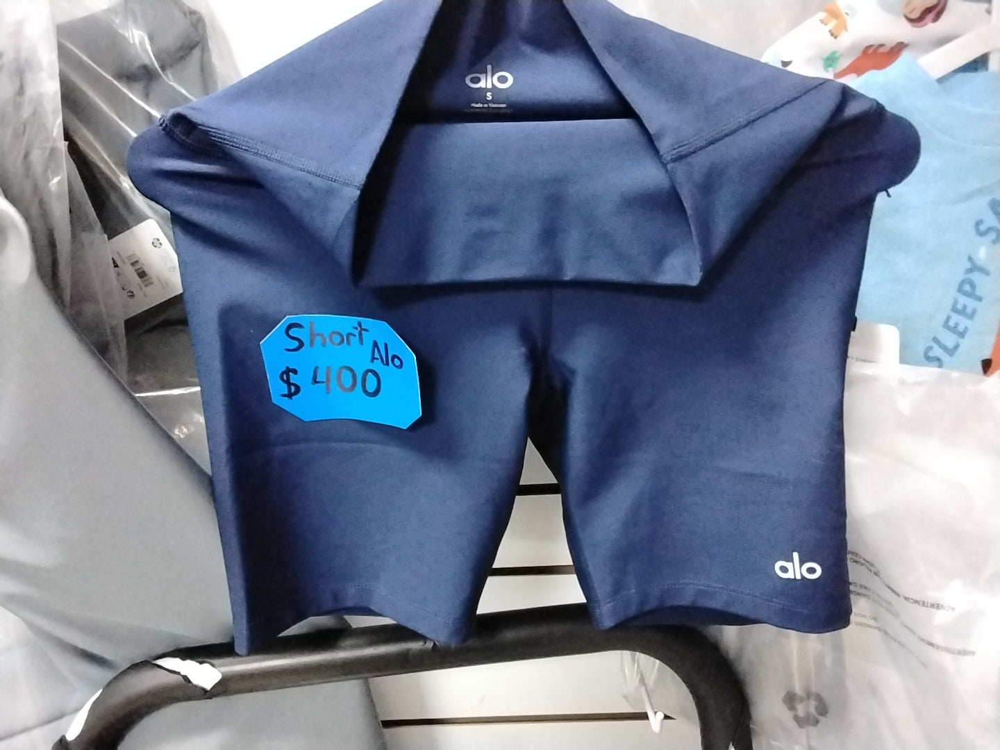 Short Alo
